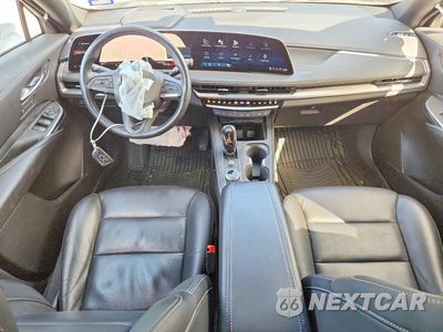 Zdjęcie 8 z 13 samochodu: 2024 CADILLAC XT4 PREMIUM LUXURY VIN:1GYFZDR43RF187008 - miniatura