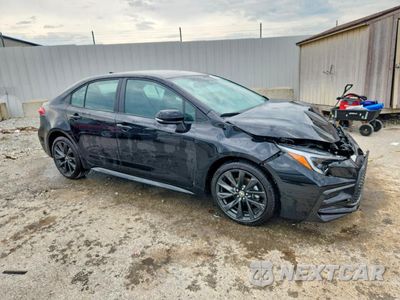Czwarte zdjęcie samochodu z boku: 2026 TOYOTA COROLLA SE VIN:5YFP4MCE1TP267823 - miniatura