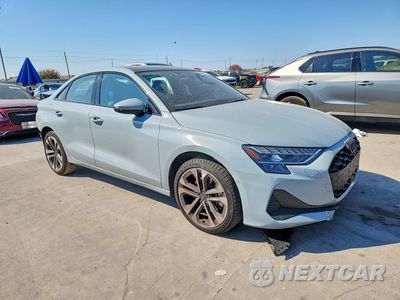 Czwarte zdjęcie samochodu z boku: 2026 AUDI A3 PREMIUM PLUS VIN:WAUHUDGY1TA070824 - miniatura