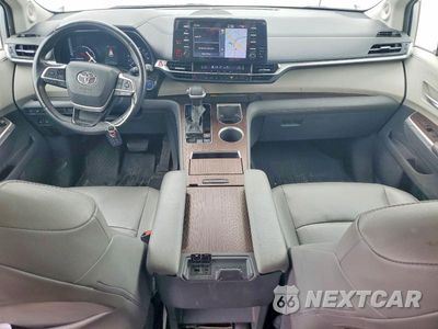 Zdjęcie 8 z 13 samochodu: 2021 TOYOTA SIENNA XLE VIN:5TDJSKFC5MS007847 - miniatura