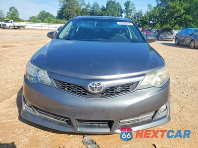Piąte zdjęcie samochodu w środku: 2013 TOYOTA CAMRY SE VIN:4T1BF1FK5DU697567 - miniatura