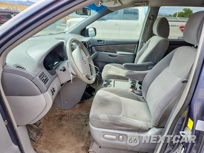 Zdjęcie 7 z 13 samochodu: 2010 TOYOTA SIENNA LE 7-PASSENGER VIN:5TDKK4CC1AS313704 - miniatura