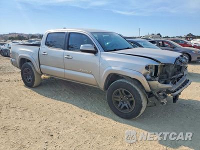Czwarte zdjęcie samochodu z boku: 2017 TOYOTA TACOMA SR5 V6 VIN:5TFCZ5AN5HX087598 - miniatura