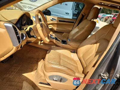 Zdjęcie 7 z 13 samochodu: 2013 PORSCHE CAYENNE VIN:WP1AA2A22DLA02932 - miniatura