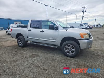 Czwarte zdjęcie samochodu z boku: 2010 NISSAN TITAN SE VIN:1N6BA0EC5AN314477 - miniatura