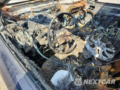 Zdjęcie 8 z 11 samochodu: 2024 TOYOTA COROLLA HYBRID LE VIN:JTDBCMFE0RJ029788 - miniatura