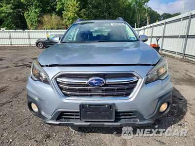 Piąte zdjęcie samochodu w środku: 2018 SUBARU OUTBACK 2.5I PREMIUM VIN:4S4BSAHC9J3393953 - miniatura