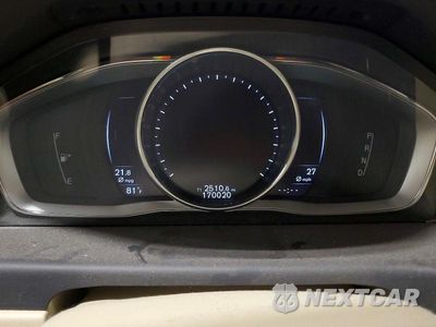 Zdjęcie 9 z 13 samochodu: 2016 VOLVO XC70 T5 PLATINUM VIN:YV4612NM2G1269780 - miniatura