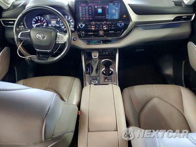 Zdjęcie 8 z 12 samochodu: 2021 TOYOTA HIGHLANDER LIMITED VIN:5TDDZRBH1MS530754 - miniatura
