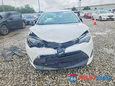 Piąte zdjęcie samochodu w środku: 2019 TOYOTA COROLLA LE VIN:5YFBURHE9KP857413 - miniatura