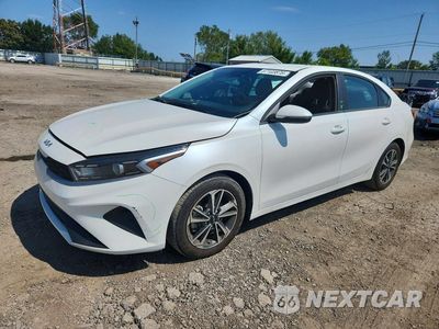 2024 KIA FORTE LXS 3KPF24AD0RE816868 - główne zdjęcie licytacji z USA - miniatura