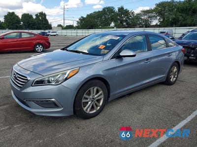 2015 HYUNDAI SONATA SE 5NPE24AFXFH183462 - główne zdjęcie licytacji z USA - miniatura