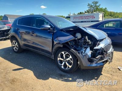 Czwarte zdjęcie samochodu z boku: 2022 KIA SPORTAGE LX VIN:KNDPM3AC6N7950679 - miniatura