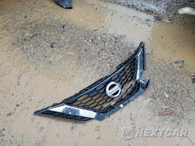 Zdjęcie 12 z 13 samochodu: 2017 NISSAN SENTRA S VIN:3N1AB7AP5HY363532 - miniatura