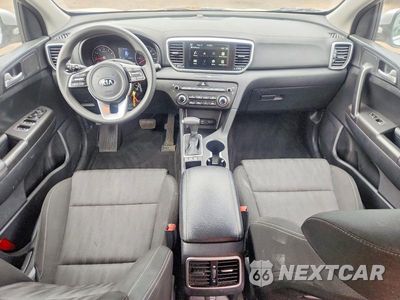Zdjęcie 8 z 13 samochodu: 2021 KIA SPORTAGE LX VIN:KNDPMCAC4M7864088 - miniatura