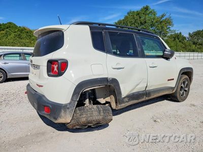 Trzecie zdjęcie samochodu z tyłu: 2020 JEEP RENEGADE TRAILHAWK VIN:ZACNJBC19LPL78350 - miniatura
