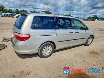 Trzecie zdjęcie samochodu z tyłu: 2006 HONDA ODYSSEY LX VIN:5FNRL38216B094647 - miniatura
