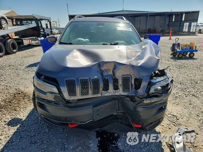 Piąte zdjęcie samochodu w środku: 2019 JEEP CHEROKEE TRAILHAWK VIN:1C4PJMBX6KD471384 - miniatura