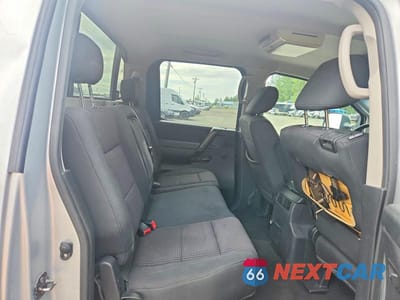 Zdjęcie 10 z 12 samochodu: 2010 NISSAN TITAN SE VIN:1N6BA0EC5AN314477 - miniatura