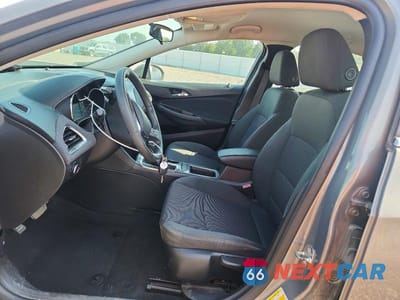 Zdjęcie 7 z 12 samochodu: 2017 CHEVROLET CRUZE LT VIN:1G1BE5SM5H7141083 - miniatura