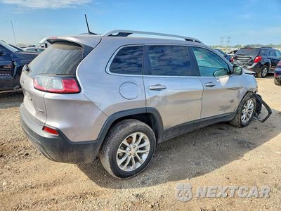 Trzecie zdjęcie samochodu z tyłu: 2019 JEEP CHEROKEE LATITUDE VIN:1C4PJLCBXKD115193 - miniatura