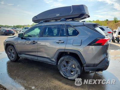 Drugie zdjęcie samochodu z przodu: 2020 TOYOTA RAV4 XLE VIN:JTMP1RFV0LD054012 - miniatura