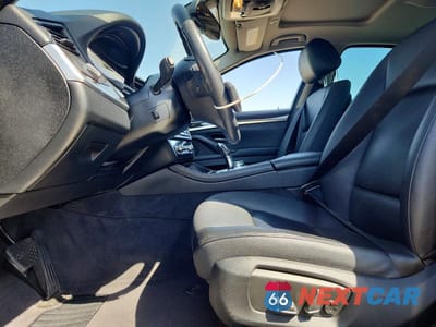 Zdjęcie 7 z 12 samochodu: 2014 BMW 528 I VIN:WBA5A5C50ED504195 - miniatura