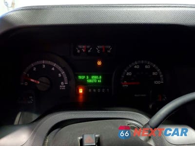 Zdjęcie 9 z 14 samochodu: 2010 FORD ECONOLINE E150 WAGON VIN:1FMNE1BW7ADA05331 - miniatura