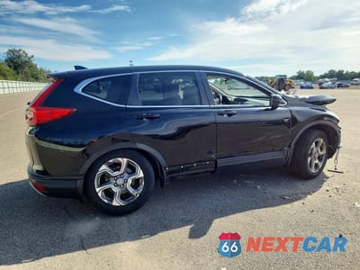 Trzecie zdjęcie samochodu z tyłu: 2018 HONDA CR-V EX VIN:7FARW2H54JE104578 - miniatura