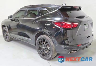 Czwarte zdjęcie samochodu z boku: 2020 CHEVROLET BLAZER RS VIN:3GNKBERSXLS686427 - miniatura