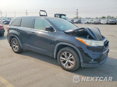 Czwarte zdjęcie samochodu z boku: 2015 TOYOTA HIGHLANDER LE PLUS VIN:5TDBKRFHXFS081504 - miniatura