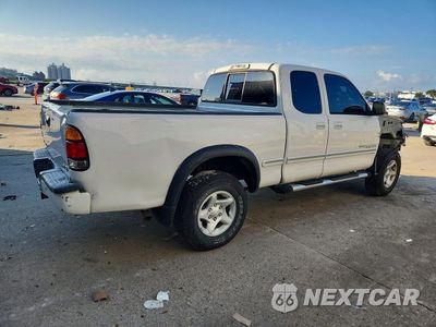Trzecie zdjęcie samochodu z tyłu: 2002 TOYOTA TUNDRA LMT VIN:5TBRT38172S311107 - miniatura