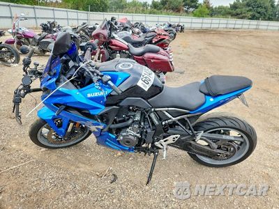 Trzecie zdjęcie samochodu z tyłu: 2024 SUZUKI GSX800 F VIN:JS1EM13BXR7103924 - miniatura