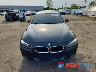 Piąte zdjęcie samochodu w środku: 2015 BMW 328 XI SULEV VIN:WBA3B5C55FF961627 - miniatura