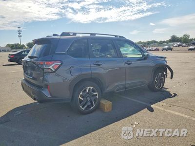 Trzecie zdjęcie samochodu z tyłu: 2025 SUBARU FORESTER LIMITED VIN:JF2SLSRD4SH407097 - miniatura