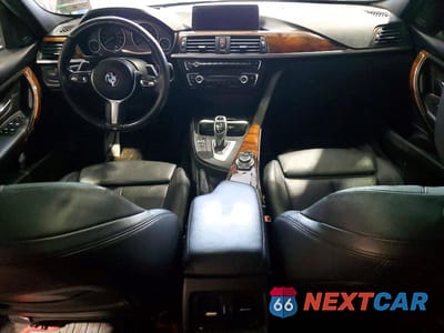 Zdjęcie 8 z 12 samochodu: 2013 BMW 335 XI VIN:WBA3B9C56DF140055 - miniatura
