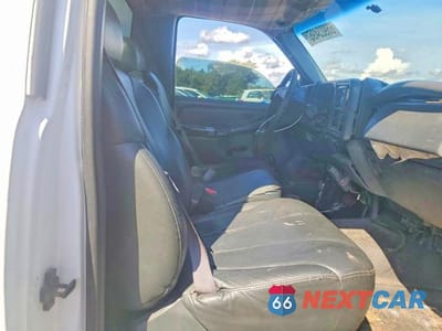 Zdjęcie 10 z 12 samochodu: 2002 CHEVROLET SILVERADO C2500 HEAVY DUTY VIN:1GCHC24U32Z259888 - miniatura