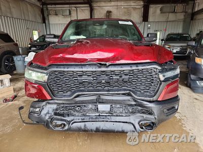 Piąte zdjęcie samochodu w środku: 2025 RAM 1500 REBEL VIN:1C6SRFLP4SN561650 - miniatura