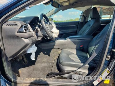 Zdjęcie 7 z 13 samochodu: 2018 TOYOTA CAMRY SE VIN:4T1B11HK0JU671546 - miniatura