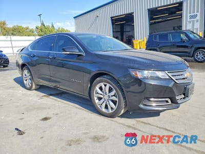 Czwarte zdjęcie samochodu z boku: 2018 CHEVROLET IMPALA LT VIN:1G1105SA0JU130967 - miniatura