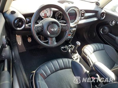 Zdjęcie 8 z 12 samochodu: 2012 MINI COOPER S VIN:WMWSV3C5XCTY25756 - miniatura