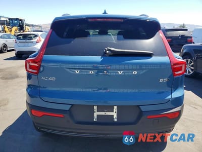 Zdjęcie 6 z 13 samochodu: 2023 VOLVO XC40 PLUS VIN:YV4L12UW9P2071150 - miniatura