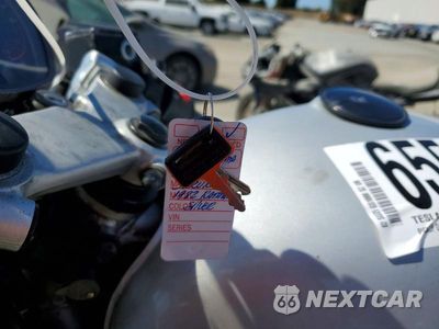 Zdjęcie 8 z 9 samochodu: 1982 SUZUKI GS1000 SZ VIN:JS1GT72A0C2100929 - miniatura