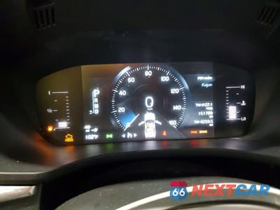 Zdjęcie 9 z 12 samochodu: 2019 VOLVO XC60 T5 MOMENTUM VIN:LYV102DK4KB184392 - miniatura