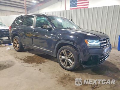Czwarte zdjęcie samochodu z boku: 2018 VOLKSWAGEN ATLAS SE VIN:1V2PR2CA1JC541092 - miniatura