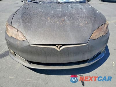 Zdjęcie 11 z 11 samochodu: 2018 TESLA MODEL S VIN:5YJSA1E41JF243066 - miniatura