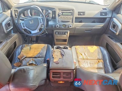 Zdjęcie 8 z 12 samochodu: 2006 HONDA RIDGELINE RTL VIN:2HJYK16506H527025 - miniatura