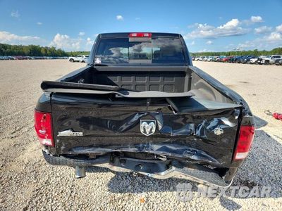 Zdjęcie 6 z 12 samochodu: 2017 RAM 1500 SLT VIN:3C6RR6LT5HG591754 - miniatura