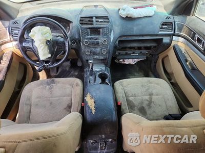 Zdjęcie 8 z 13 samochodu: 2016 FORD EXPLORER XLT VIN:1FM5K8D85GGB55378 - miniatura