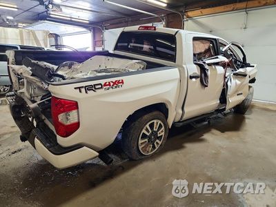 Trzecie zdjęcie samochodu z tyłu: 2020 TOYOTA TUNDRA SR5 VIN:5TFDY5F1XLX920978 - miniatura